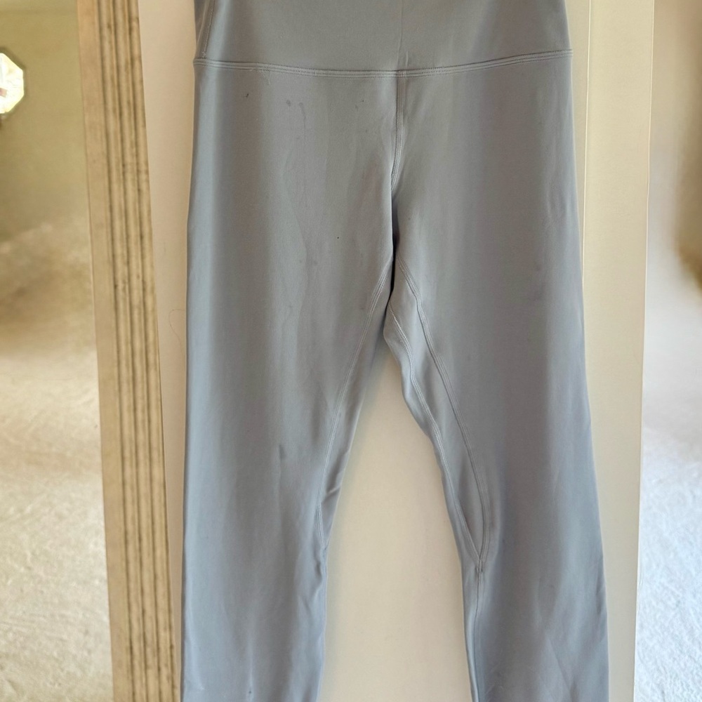 Lululemon Chambray Align Crop Leggings size 8